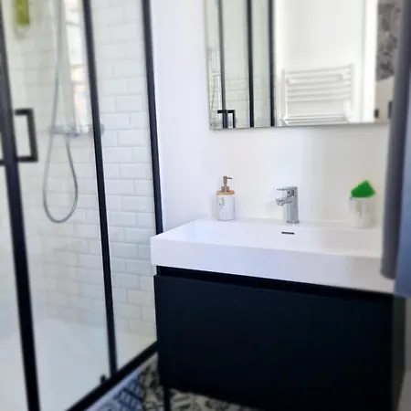 Les Bons Enfants 6 Ruão